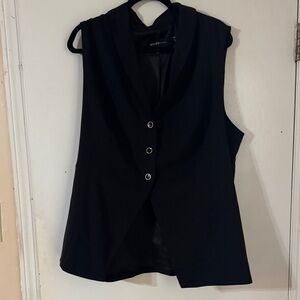 Studio Torrid Black Button-Front Sleeveless vest Size 1